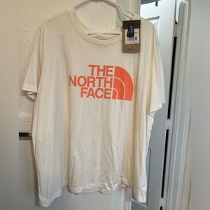 THE North Face women’s tee 3X